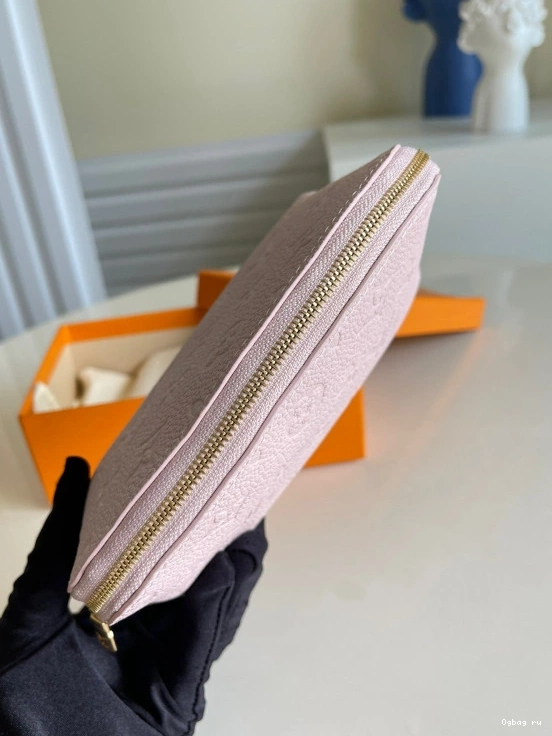 LOUIS VUITTON POUCH COSMETIC 0724